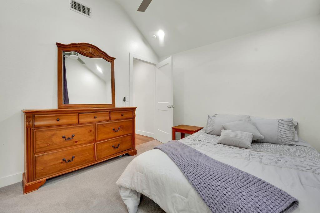 REGENCY PARK #02 - Residential