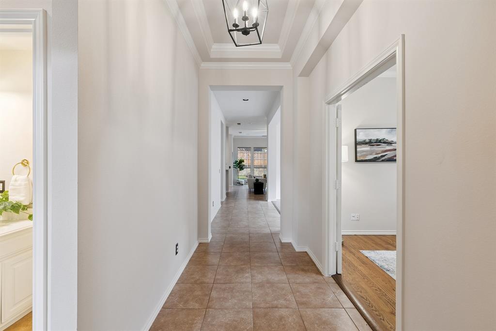 7405 Royal Glen Trail