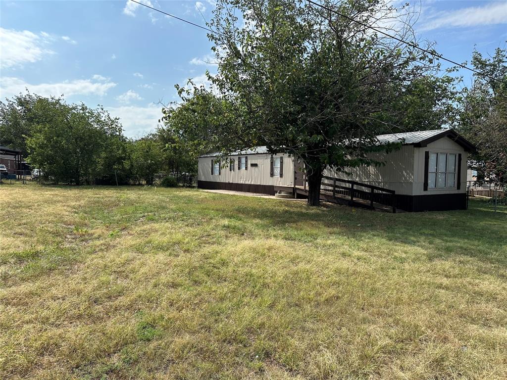 Photo 3 of 30 of 429 Skylark Drive mobile home
