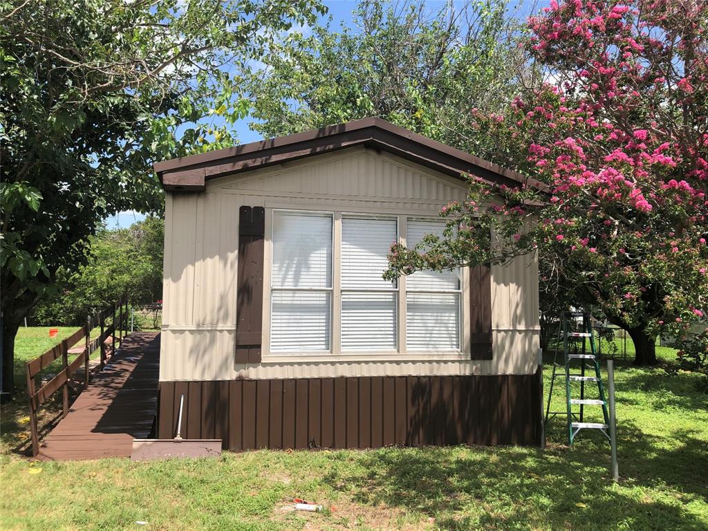 Photo 2 of 30 of 429 Skylark Drive mobile home