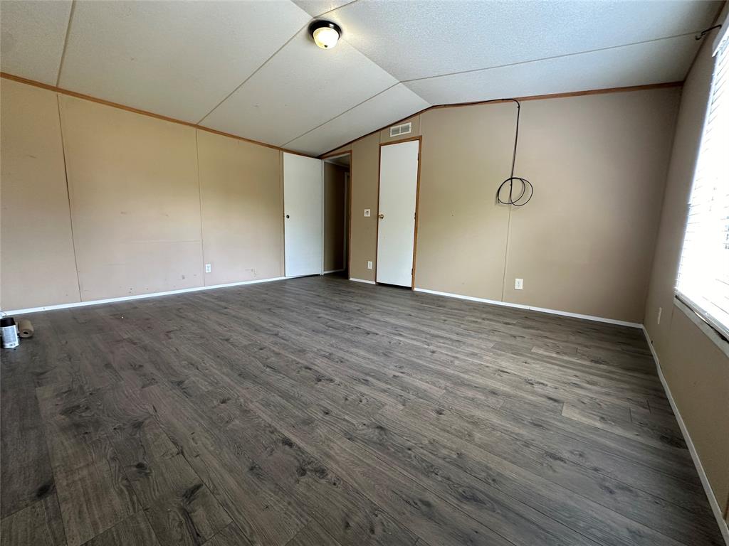 Photo 10 of 30 of 429 Skylark Drive mobile home