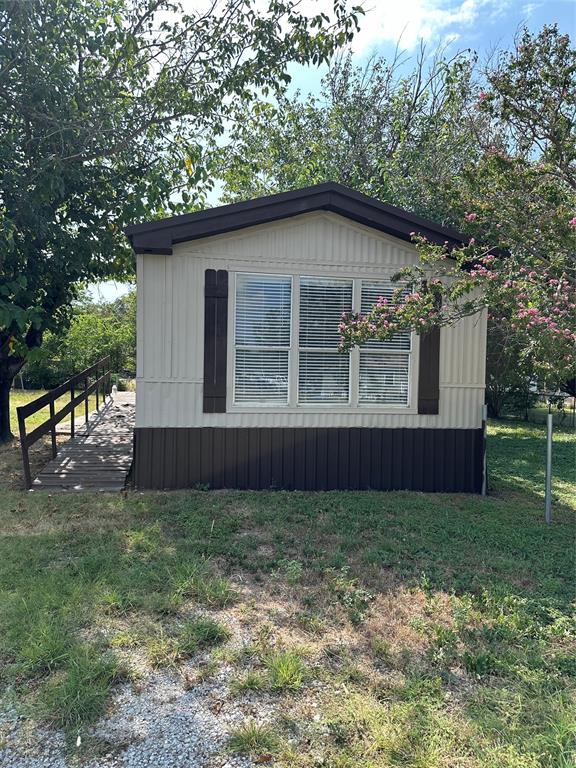 Photo 20 of 30 of 429 Skylark Drive mobile home