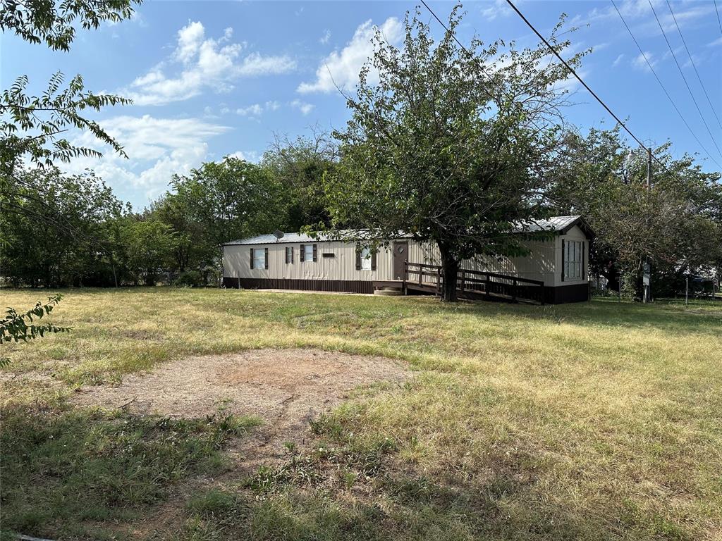 Photo 21 of 30 of 429 Skylark Drive mobile home
