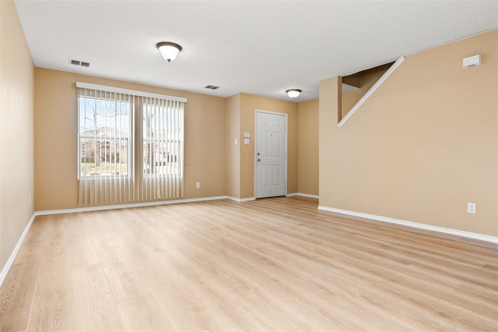 3525 Willow Creek Trail