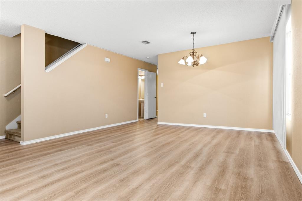 3525 Willow Creek Trail