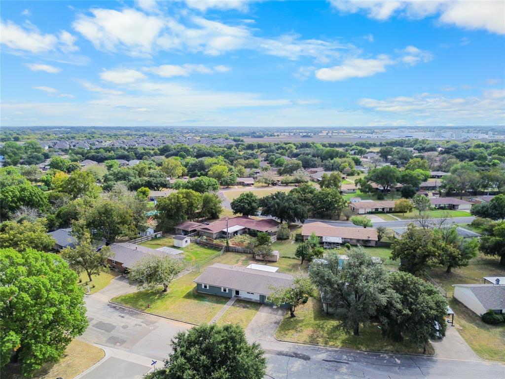 810 W Denison Drive