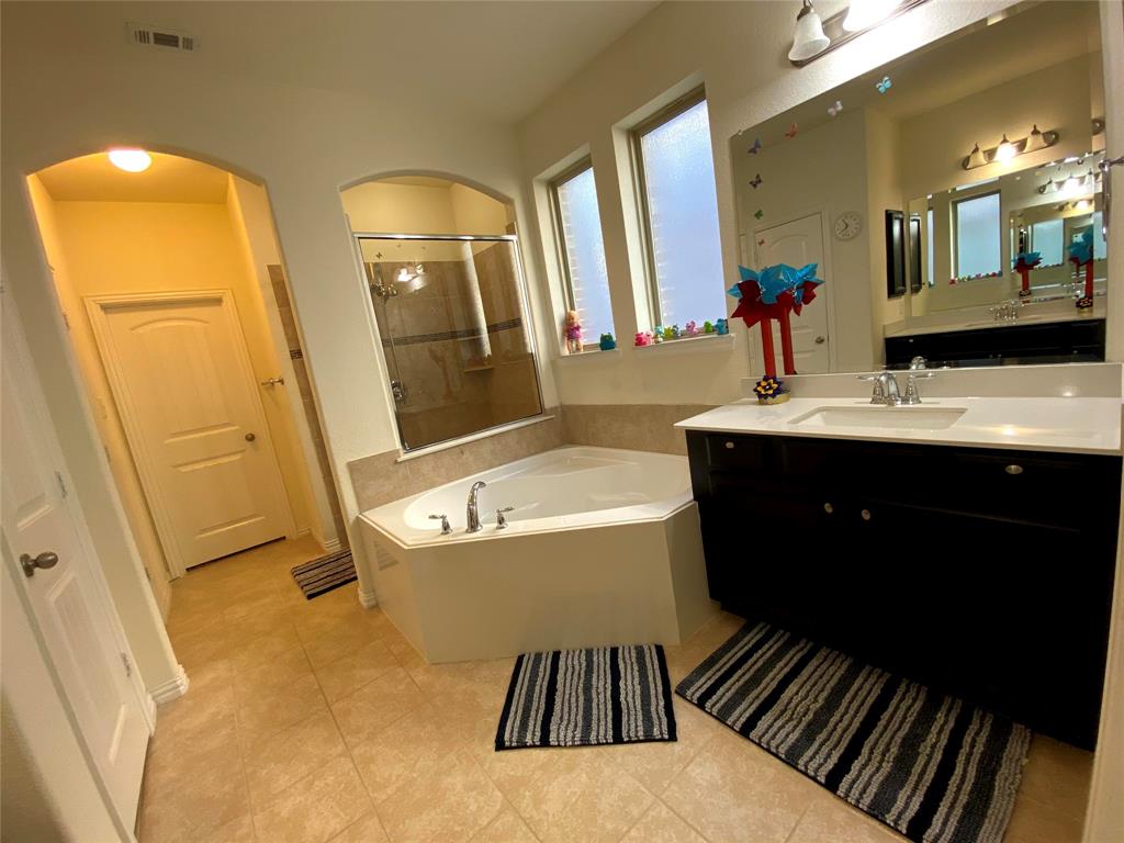 PARCEL 1706 (CMC) - Residential Lease