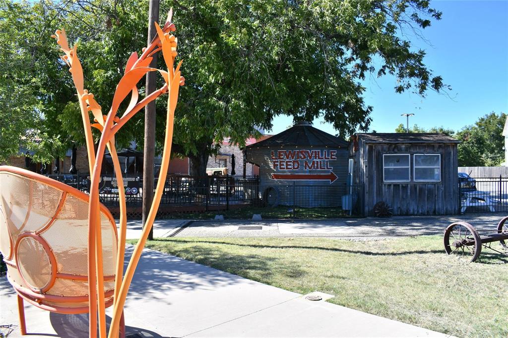 Belleville Village Add Ph - Residential