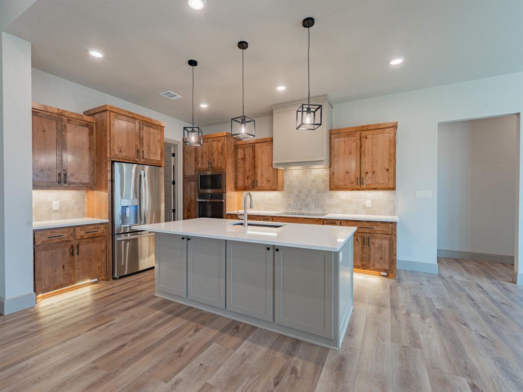 BRIAR MEADOWS - Residential