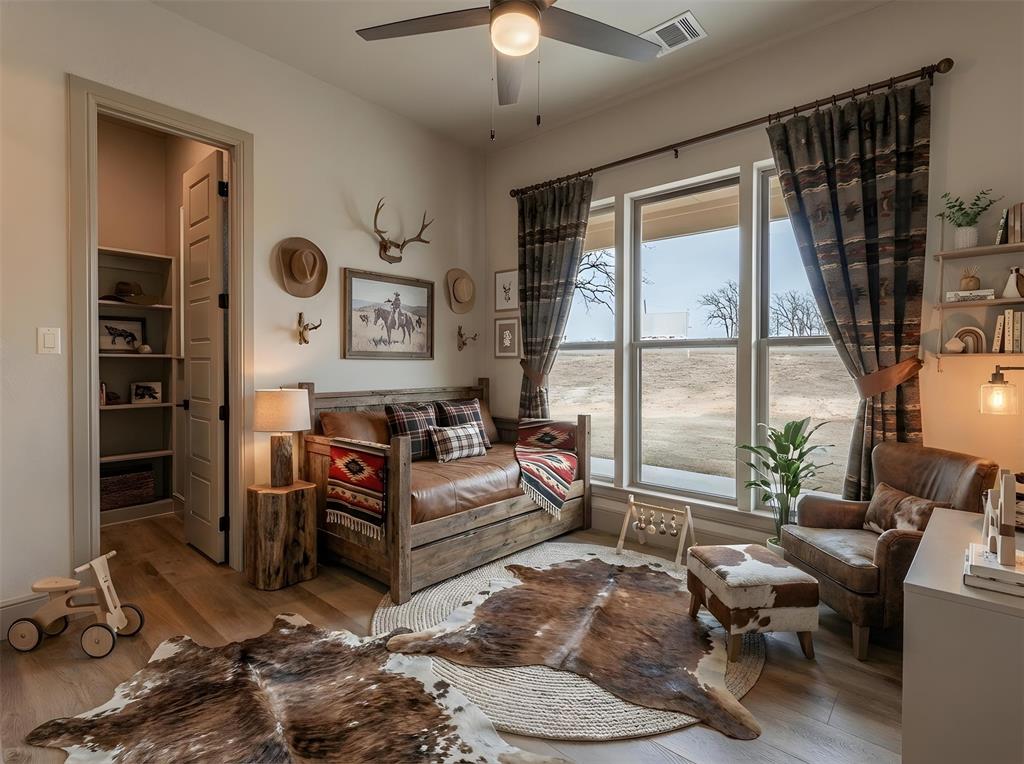 BRIAR MEADOWS - Residential