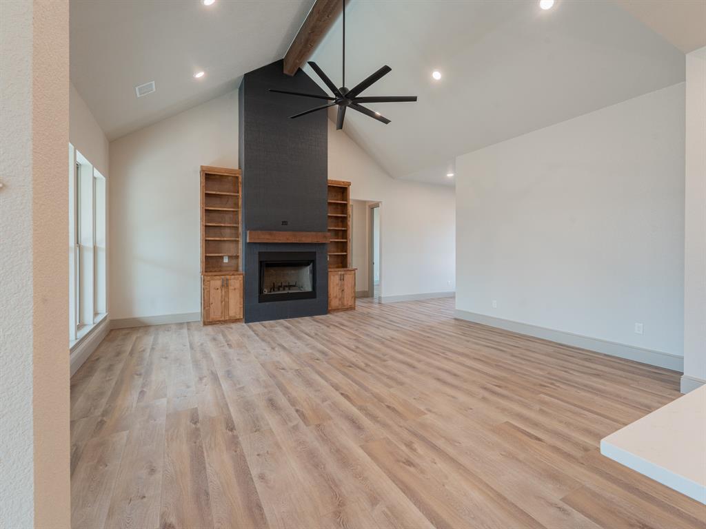 BRIAR MEADOWS - Residential