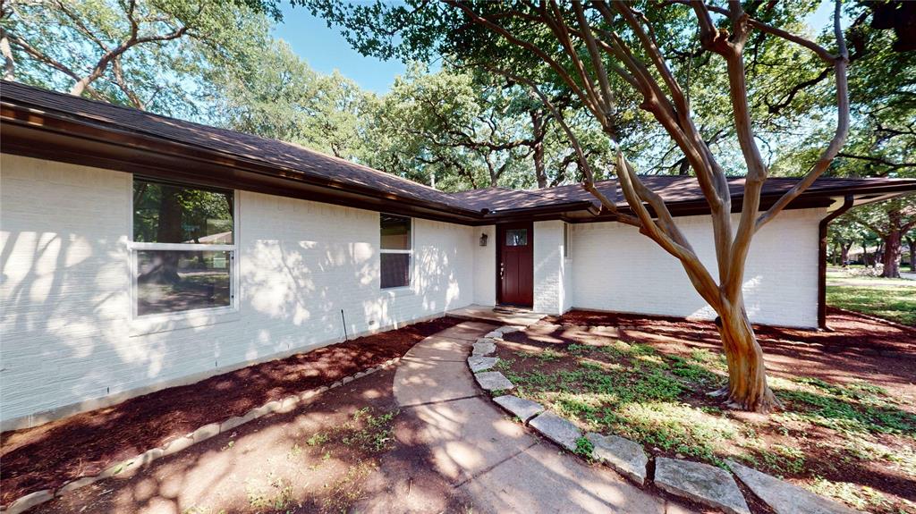 2350 Ravenwood Drive
