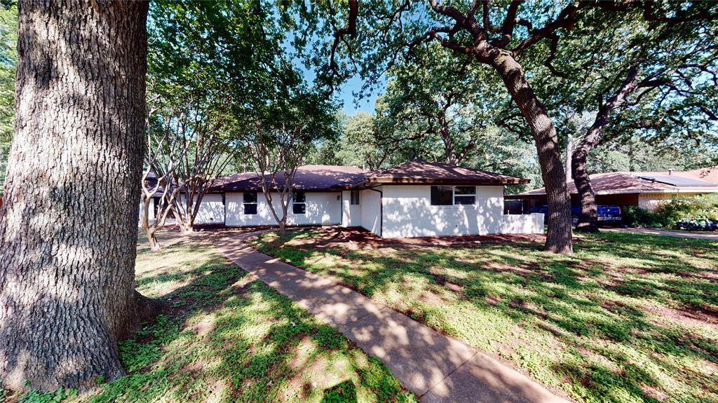 2350 Ravenwood Drive