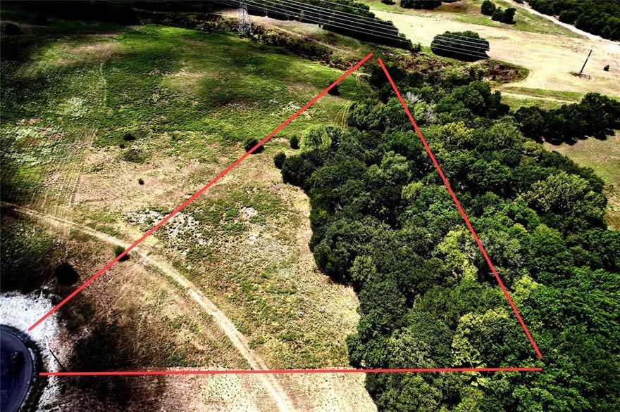 BEST 2.33 ACRE PROPERTY AVAILABLE...MUST SEE!! Perfect set up on a lighted asphalt Cul De Sac lot with trees surrounding the back of the property. Non Treed Buildable area ready for you to come build your dream home on 2.33 acres in beautiful Alvord, TX! The acreage backs to a lush treed creek area. The Ranches at Rolling Hills is an easy drive from the DFW Metroplex and just minutes away from historic downtown Decatur. Ranches at Rolling Hills amenities include 16-plus acre community park, two fully stocked fishing ponds. Property owners can enjoy the nearby 250 acres of the LBJ National Grasslands, the perfect spot for horseback riding, bird watching and nature hikes. This beautiful lot is located in a cul-de-sac and has the perfect cleared spot for your new home, with trees outlining the back West side for shade! Barndominiums and livestock are allowed, come see all that this amazing community has to offer. Your dream home is waiting!! Farm Animal Policy and Agricultural Exemption Information
Property owners will enjoy direct access to 250 acres of the LBJ Grasslands – the perfect spot for horseback riding, fishing, bird watching, and nature hikes. If that's not enough, there is another 2,000 acres of LBJ Grasslands to explore minutes away.
Residents are permitted to keep farm animals, with a limit of one large farm animal per fully fenced acre. Chickens, goats, and sheep are also allowed under this policy. Possible Ag exemption passed from previous owner and bees are allowed for Ag exemption.