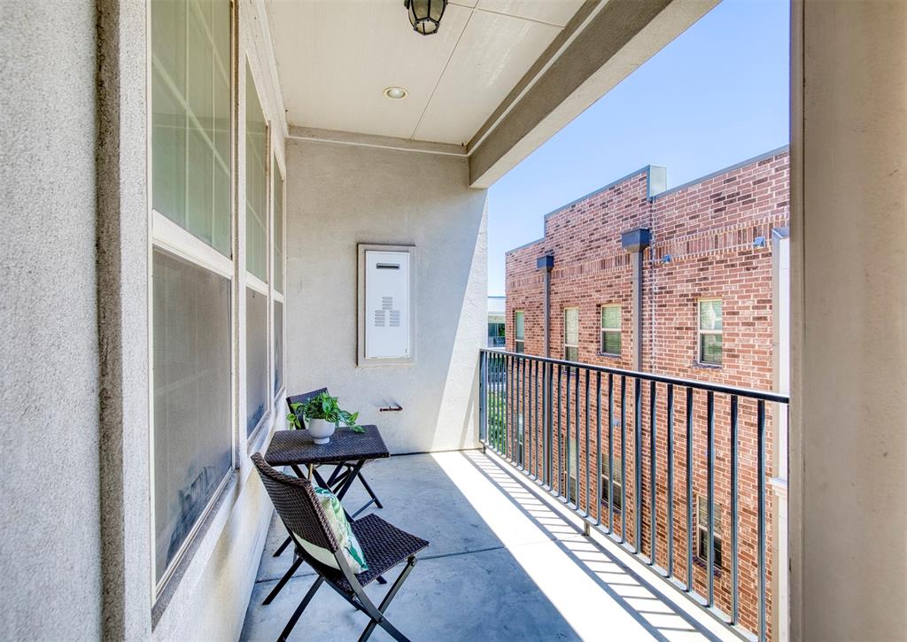 Meridian Square Association Inc - Residential Lease