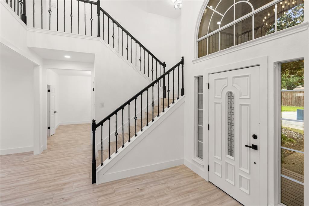 7323 Highland Heather Lane