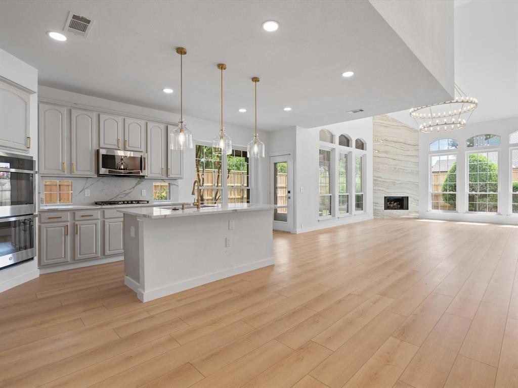 11342 Raveneaux Drive
