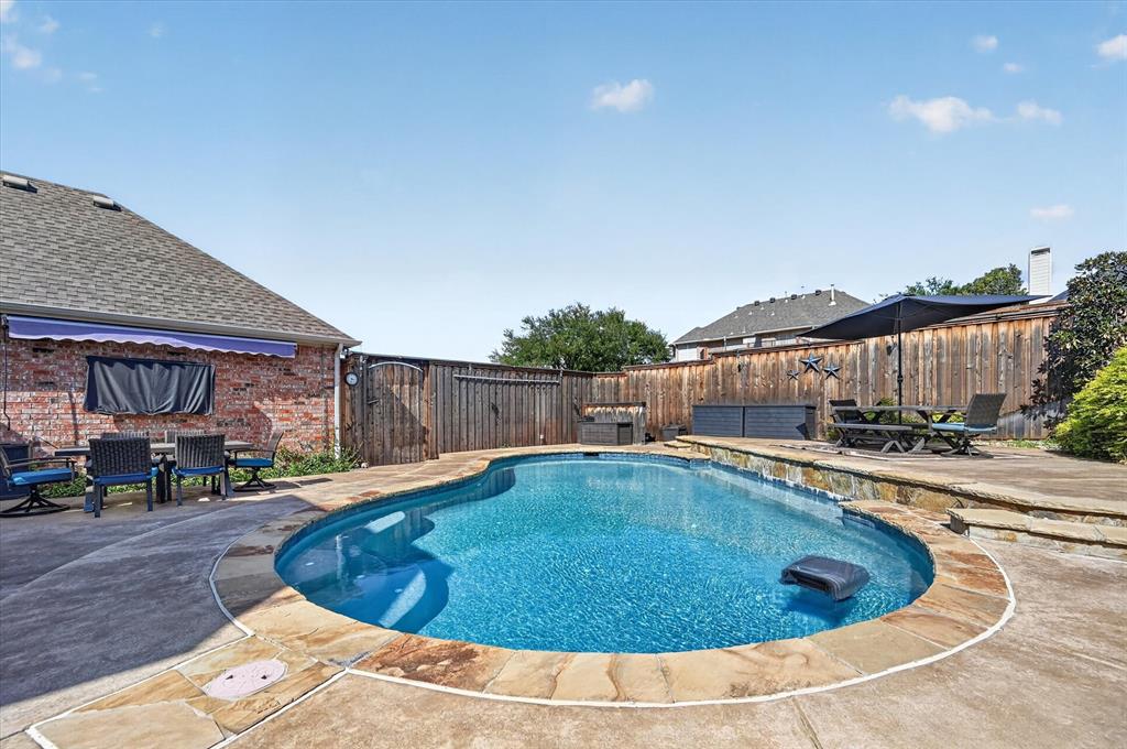 1425 Fairlakes Pointe Drive