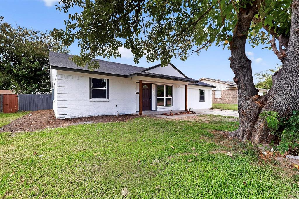 2825 Bamboo Street