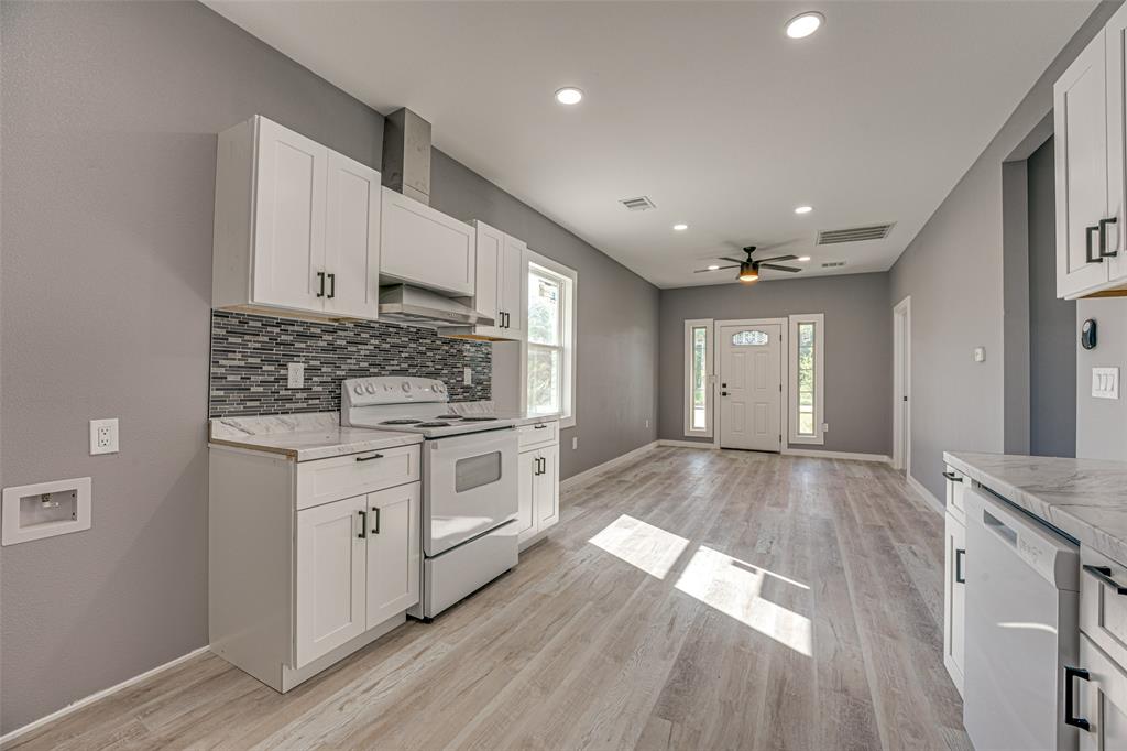 T J CHAMBERS ABST TRACT - Residential