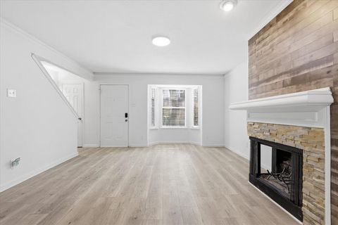 Photo of 8750 Park Lane #11, Dallas, TX 75231 (MLS # 21310796)