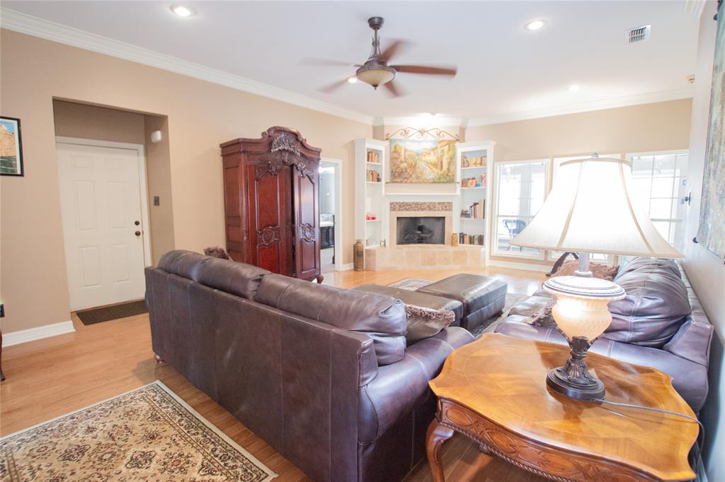 Oak Tree Village - Residential