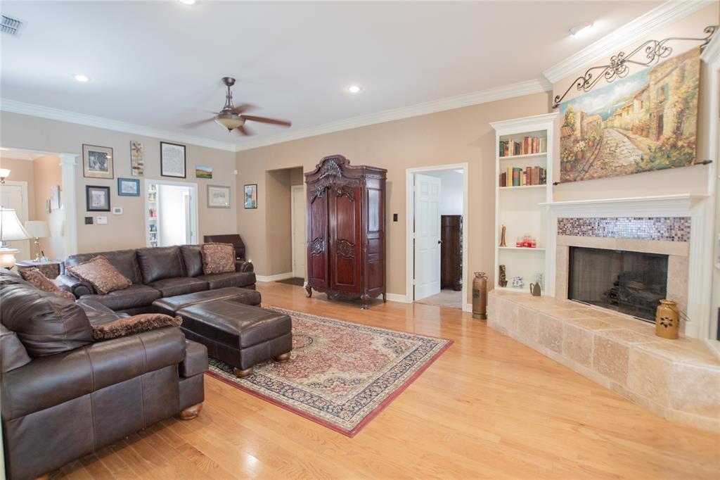 Oak Tree Village - Residential