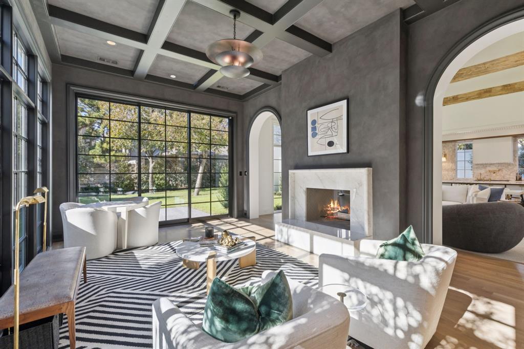 9143 Bluff Hollow Court