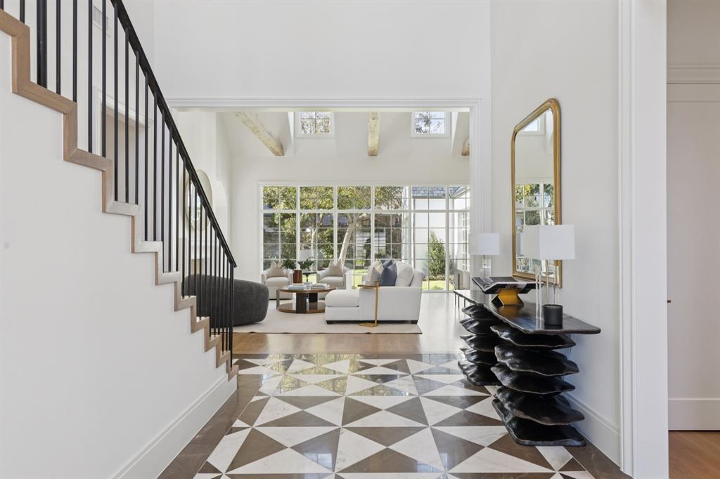 9143 Bluff Hollow Court