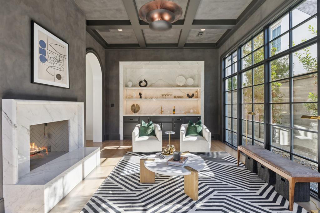 Bluffs Cochran Chapel - Residential