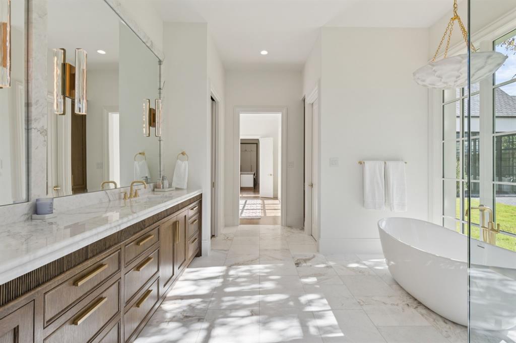 Bluffs Cochran Chapel - Residential