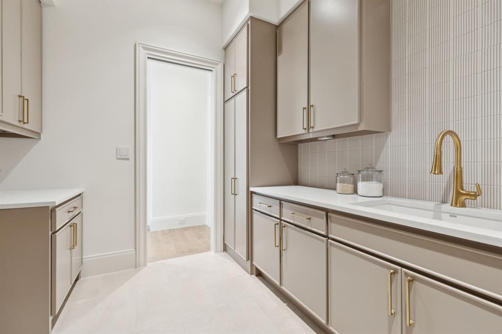 Bluffs Cochran Chapel - Residential