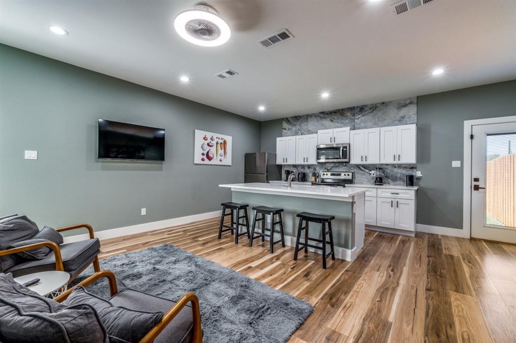 Ellington Park - Residential Lease