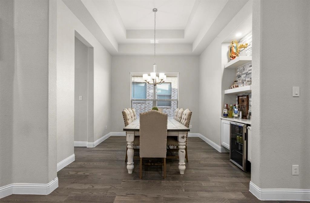 1002 Hunters Creek Drive