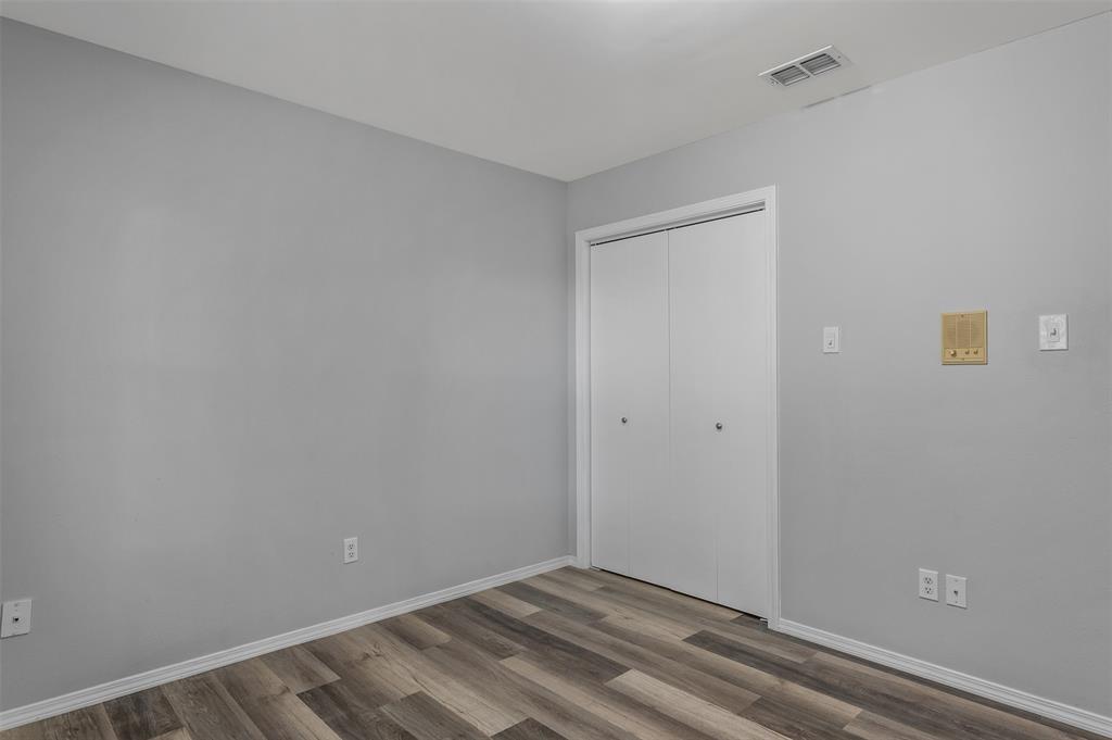 Royal Oaks - Residential