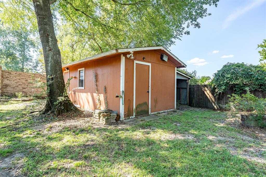 Royal Oaks - Residential