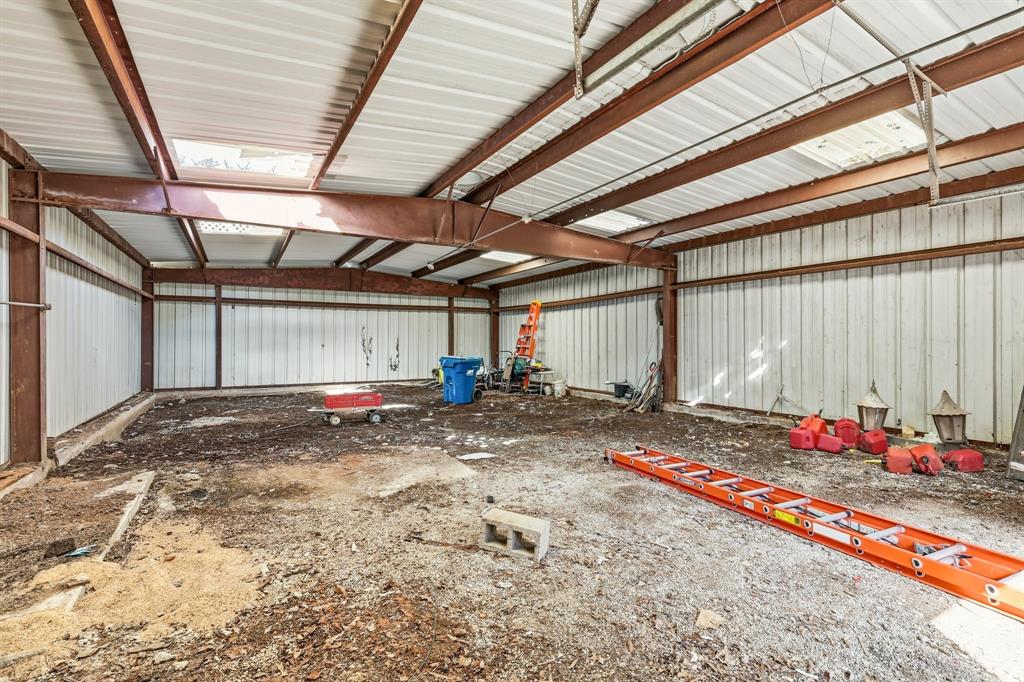 T & P Rrr Co - Residential