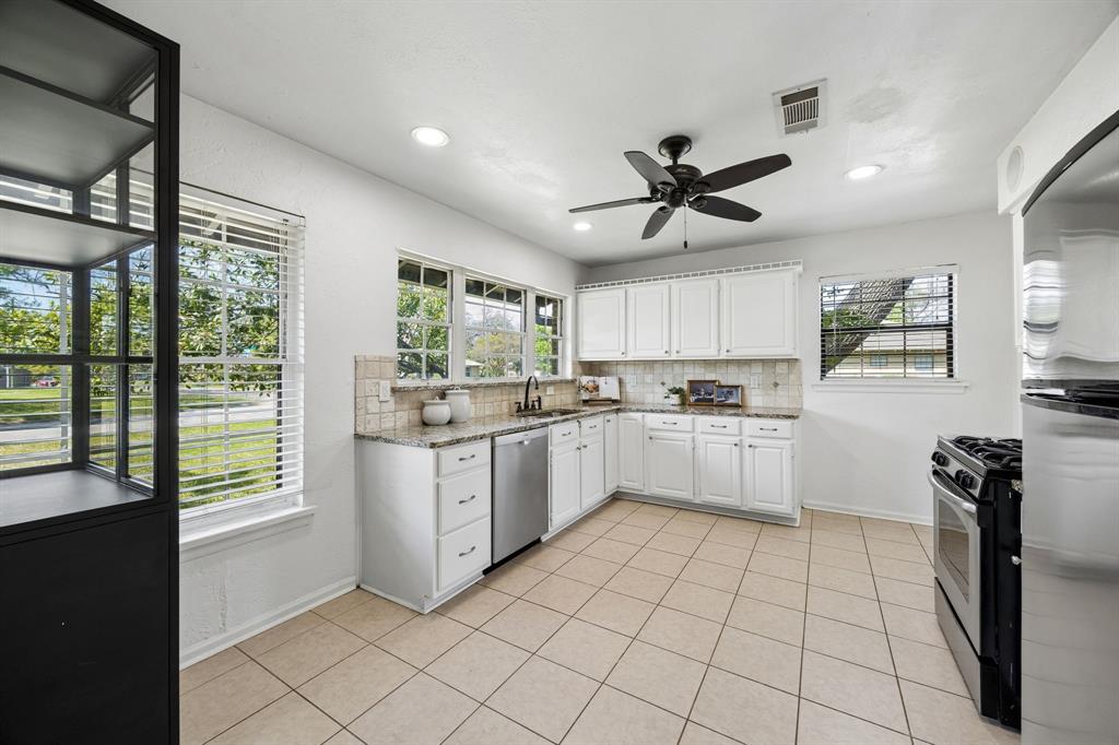 Casa Linda Highlands - Residential