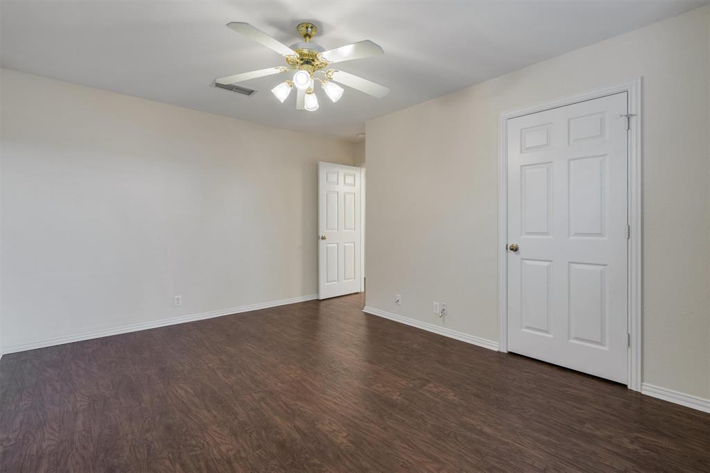 Country Club Pl-Rev - Residential