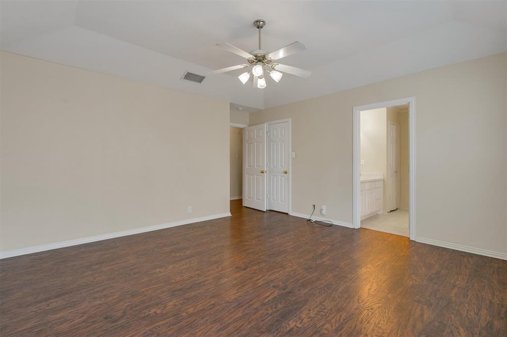 Country Club Pl-Rev - Residential