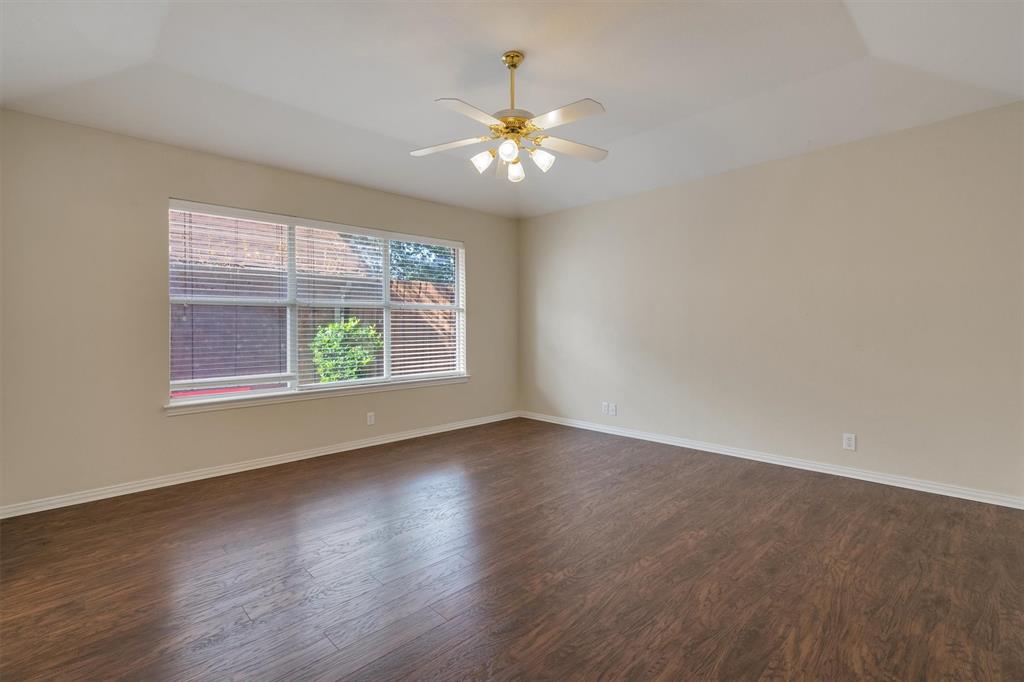 Country Club Pl-Rev - Residential