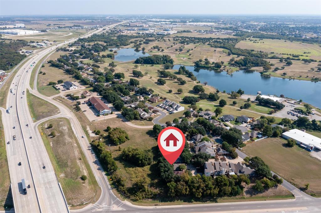 Country Club Pl-Rev - Residential