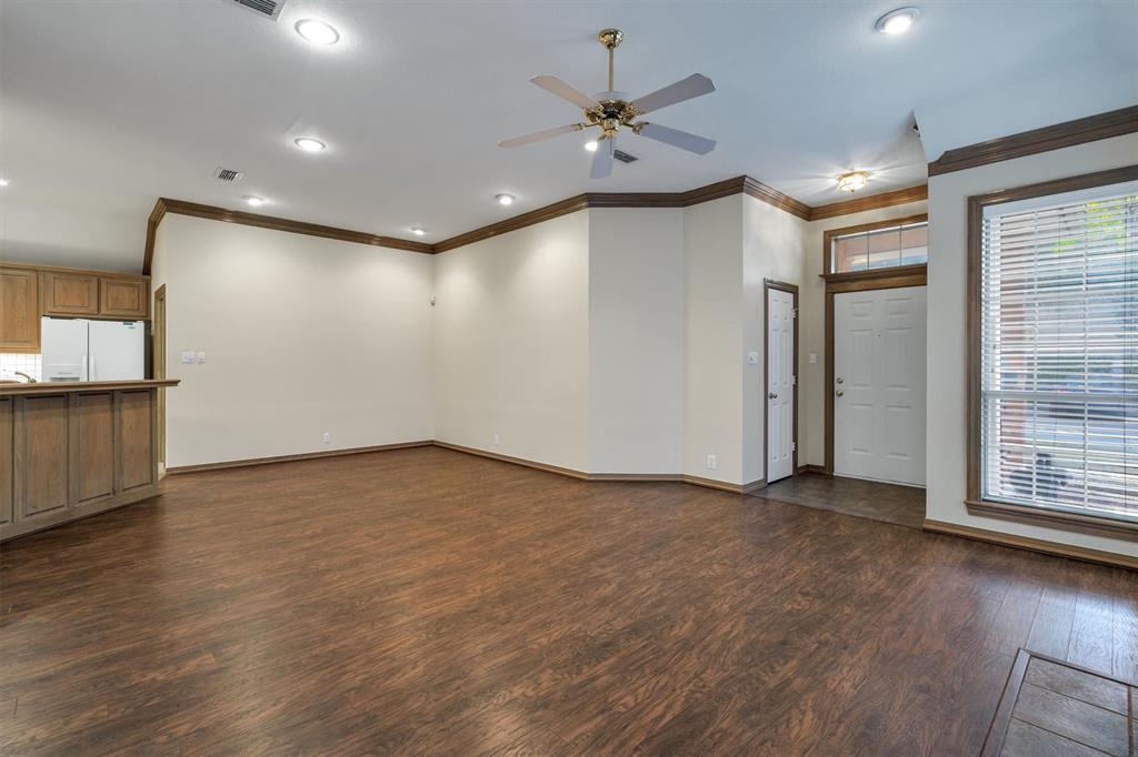 9 Country Club Place