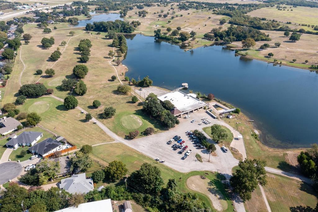 Country Club Pl-Rev - Residential