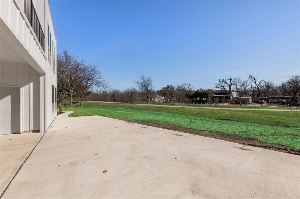 Glasgow and Santa Fe - Residential