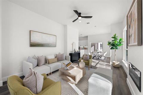 Tiny photo for 312 S Glasgow Drive, Dallas, TX 75214 (MLS # 21195696)