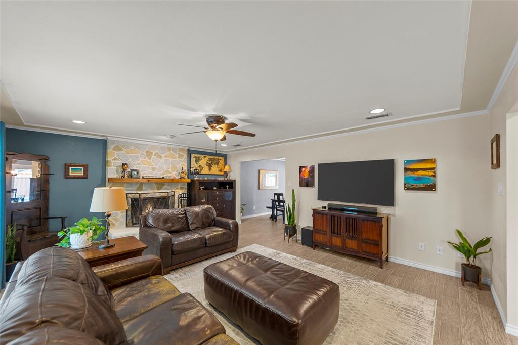 245 Creekside Lane