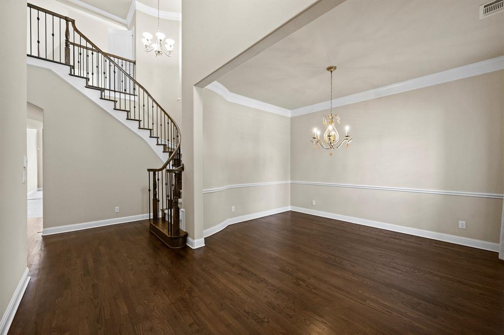 2524 Hayloft Way