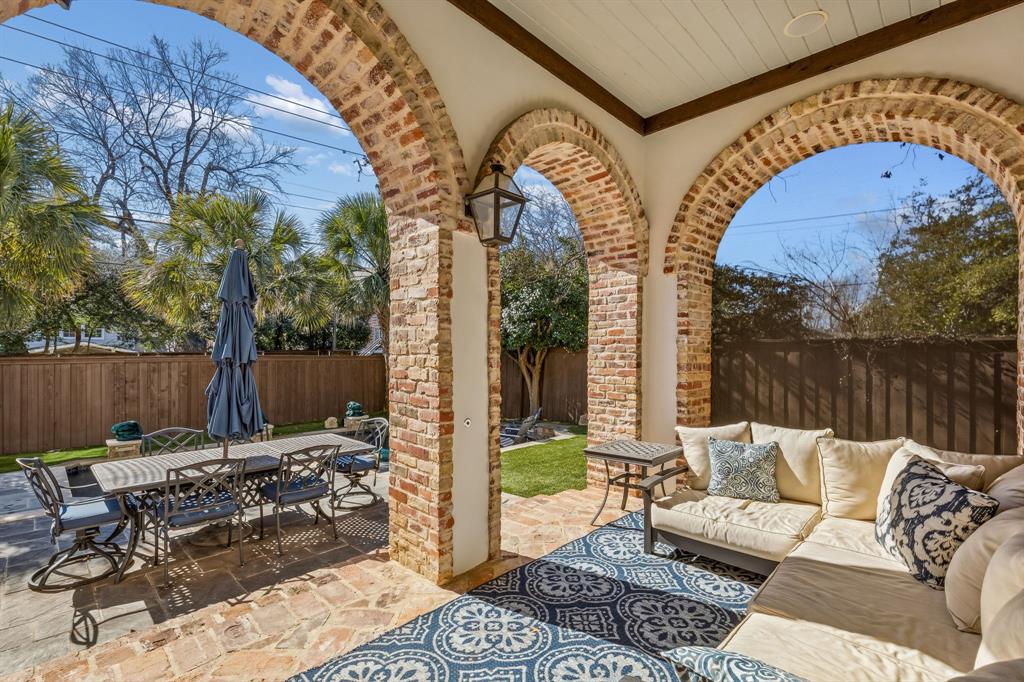 Caruth Hills - Residential