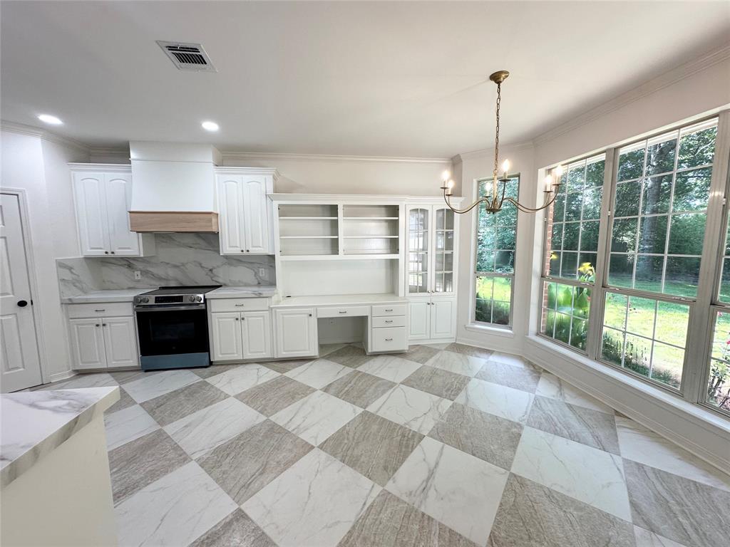5025 Willow Chase Drive